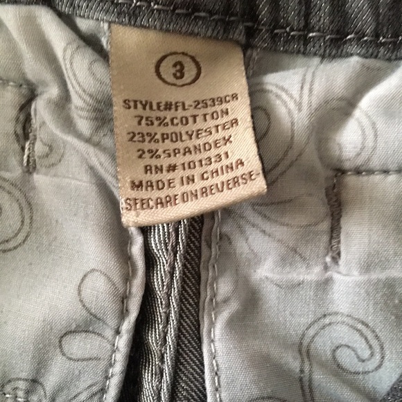 REFUGE junior jeans size 3 - Picture 7 of 8